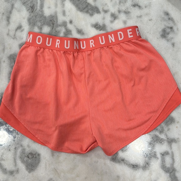 Under Armour Shorts - Picture 2 of 2